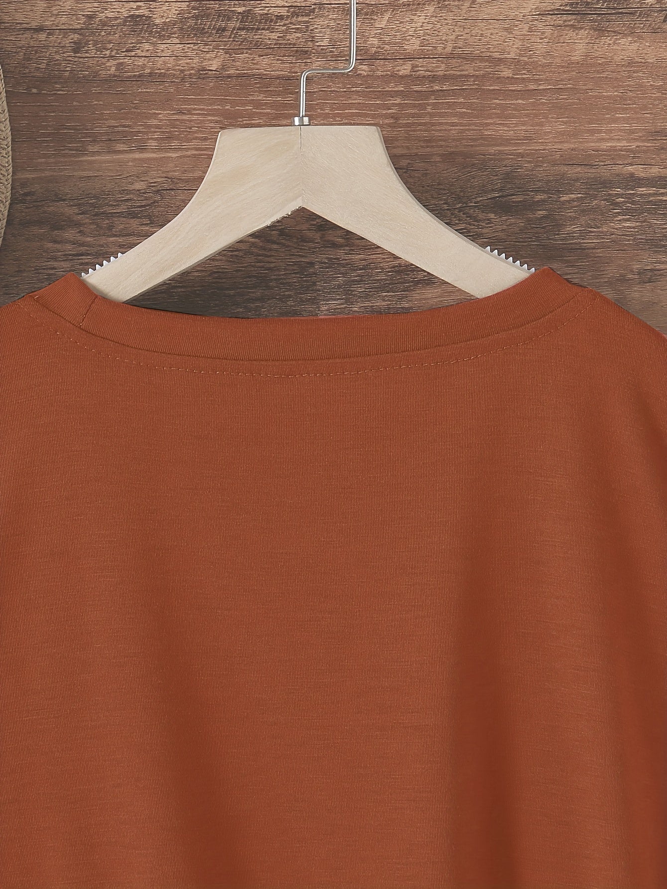 T-shirt Feminina Retrô com Estampa de Corrida